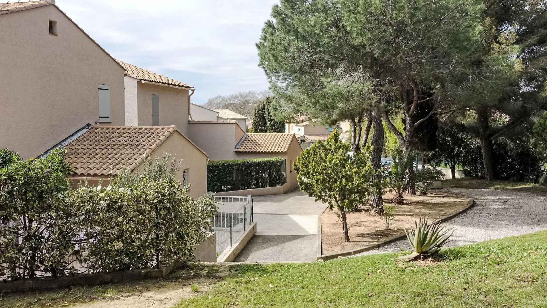 סיס-פור-לה-פלאז' Apartment La Cadiere By Interhome 0*,  צרפת
